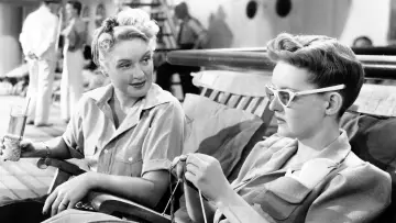 Задник до фильму"Now, Voyager" #481478
