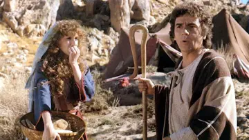 Задник до фильму"Wholly Moses" #499811