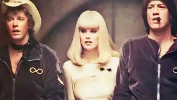 Задник до фильму"Galaxina" #498671