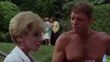 Задник до фильму"The Swimmer" #1031251
