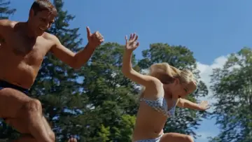 Задник до фильму"The Swimmer" #392977