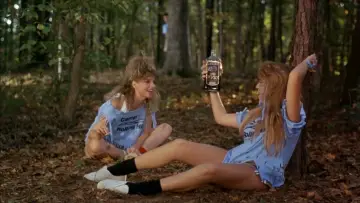 Задник до фильму"Sleepaway Camp II: Unhappy Campers" #408503