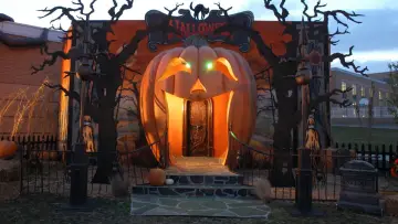 Задник до фильму"Halloweentown High" #706313