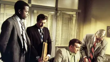 Задник до фильму"They Call Me Mister Tibbs!" #437683