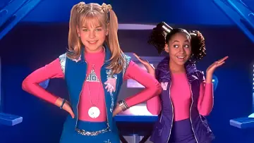 Задник до фільму "Zenon: Girl of the 21st Century" #1860036