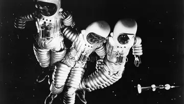 Задник до фильму"Space Men" #743964