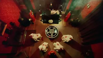 Задник до фильму"The Satanic Rites of Dracula" #407033