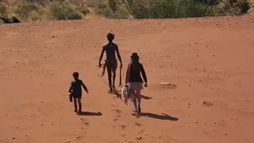 Задник до фильму"Walkabout" #226137