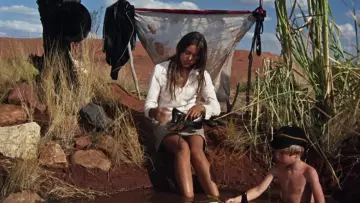 Задник до фильму"Walkabout" #226151