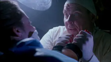 Задник до фильму"Dr. Giggles" #1074525