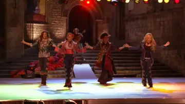 Задник до фильму"The Cheetah Girls 2" #1000048