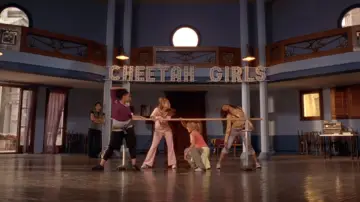 Задник до фильму"The Cheetah Girls 2" #1000062