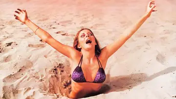 Задник до фильму"Blood Beach" #462585