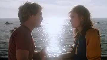 Задник до фильму"Blood Beach" #462591