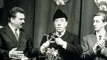 Il compagno Don Camillo постер
