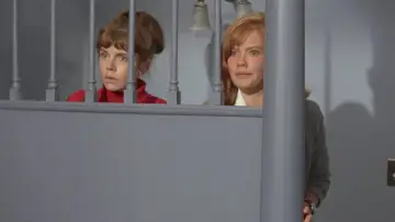 Задник до фильму"The Trouble with Angels" #1062497