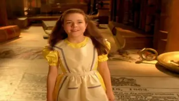 Задник до фильму"Alice in Wonderland" #999535