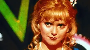 Задник до фильму"Hello Mary Lou: Prom Night II" #1091688