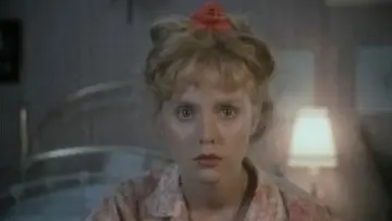 Задник до фильму"Hello Mary Lou: Prom Night II" #450591
