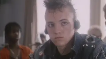 Задник до фильму"Hello Mary Lou: Prom Night II" #450612