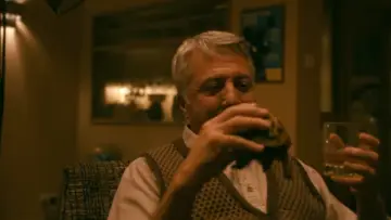 Задник до фільму "Roald Dahl