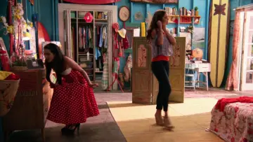 Задник до фильму"Teen Beach 2" #980543