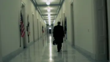 Задник до фильму"Requiem for the American Dream" #477847
