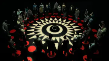 Задник до фильму"Circle" #308059