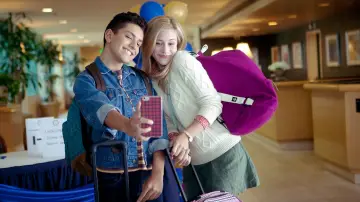 Задник до фильму"Miss Stevens" #348510