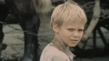 Kincskereső kisködmön постер