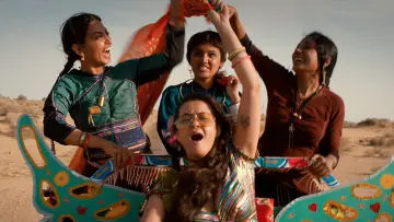 Задник до фильму"Parched" #492408