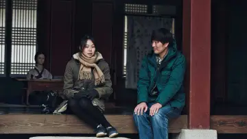 Задник до фильму"지금은맞고그때는틀리다" #950417