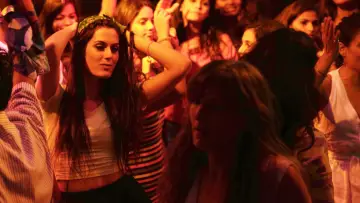 Задник до фильму"Angry Indian Goddesses" #1146467