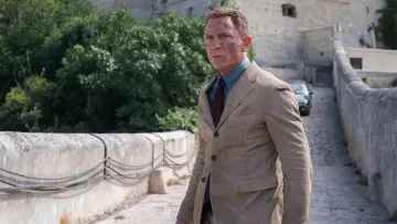 Задник до фильму"007: Не час помирати" #219419