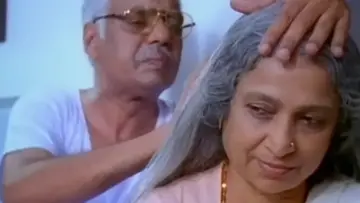 Задник до фільму "ഒരു ചെറുപുഞ്ചിരി" #1621824