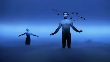 Задник до фільму "Adam