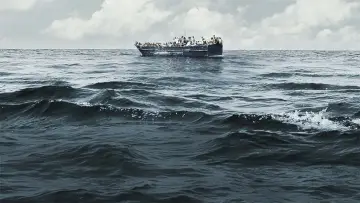 Задник до фільму "Море у вогні" #1876669