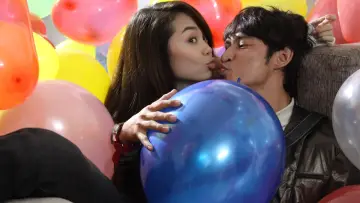 Задник до фильму"Lệ Phí Tình Yêu" #1174838