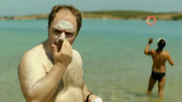 Задник до фильму"Suntan" #478862
