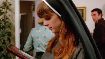 Задник до фильму"To the Devil a Daughter" #455946