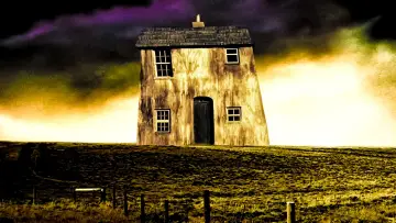 Задник до фильму"Paperhouse" #358190