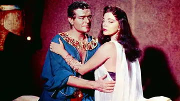 Задник до фильму"Land of the Pharaohs" #391275