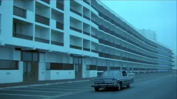 Задник до фильму"Un flic" #452665