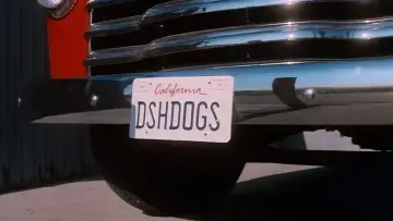 Задник до фильму"Dish Dogs" #672550