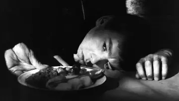 Задник до фільму "Victim" #404679