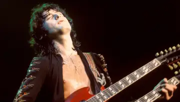 Задник до фильму"Led Zeppelin - The Song Remains the Same" #379146