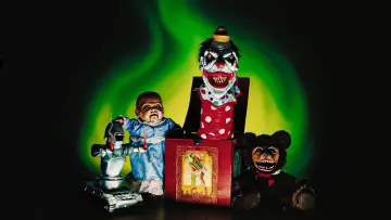 Задник до фільму "Demonic Toys" #1872414
