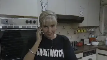 Задник до фильму"Ghostwatch" #1089413