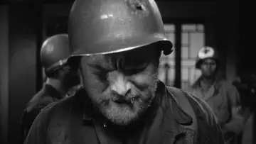 Задник до фільму "The Steel Helmet" #1847736