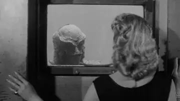 Задник до фильму"Revenge of the Creature" #1025122